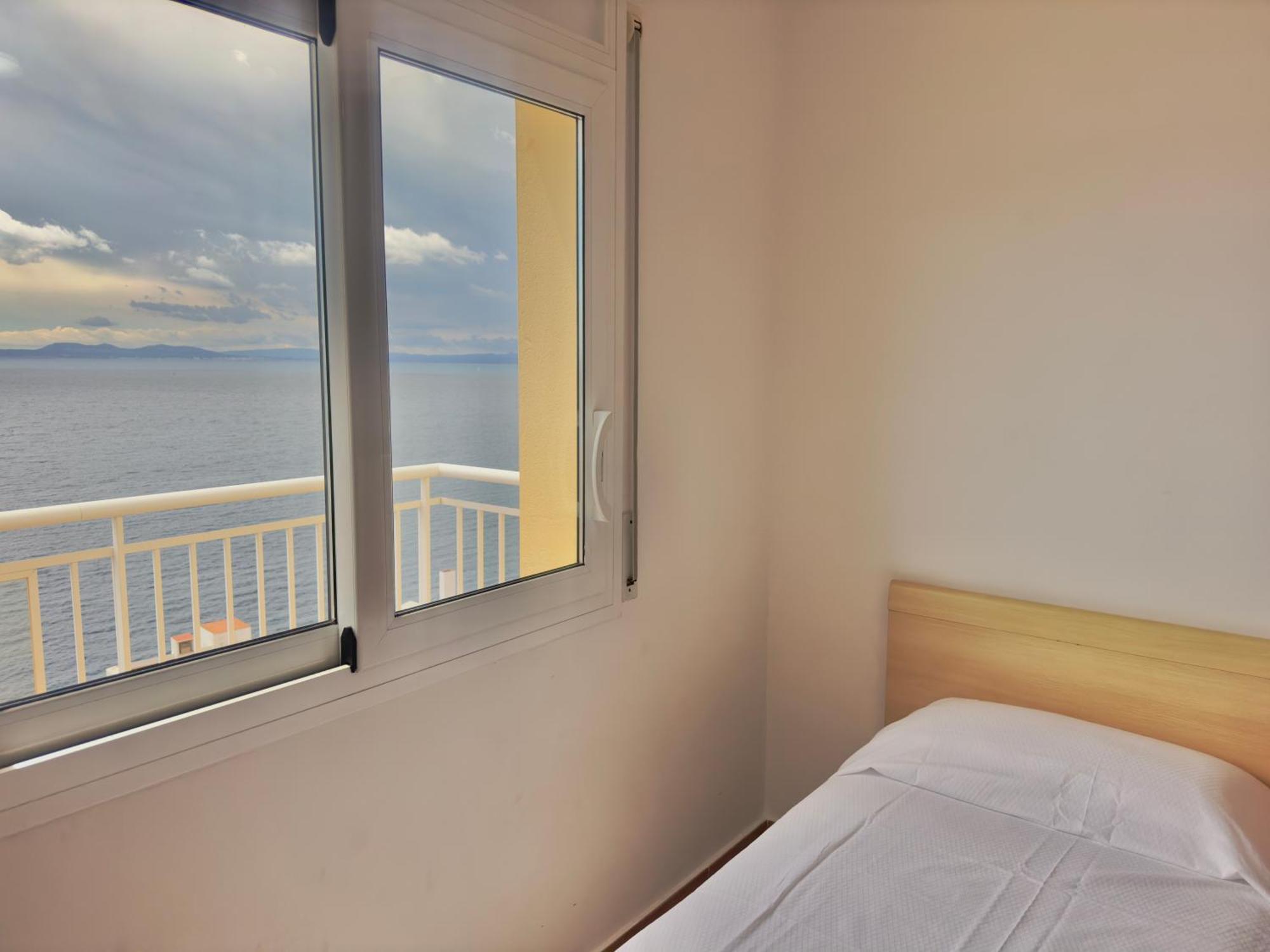 Marina 4 Apartment Roses Luaran gambar